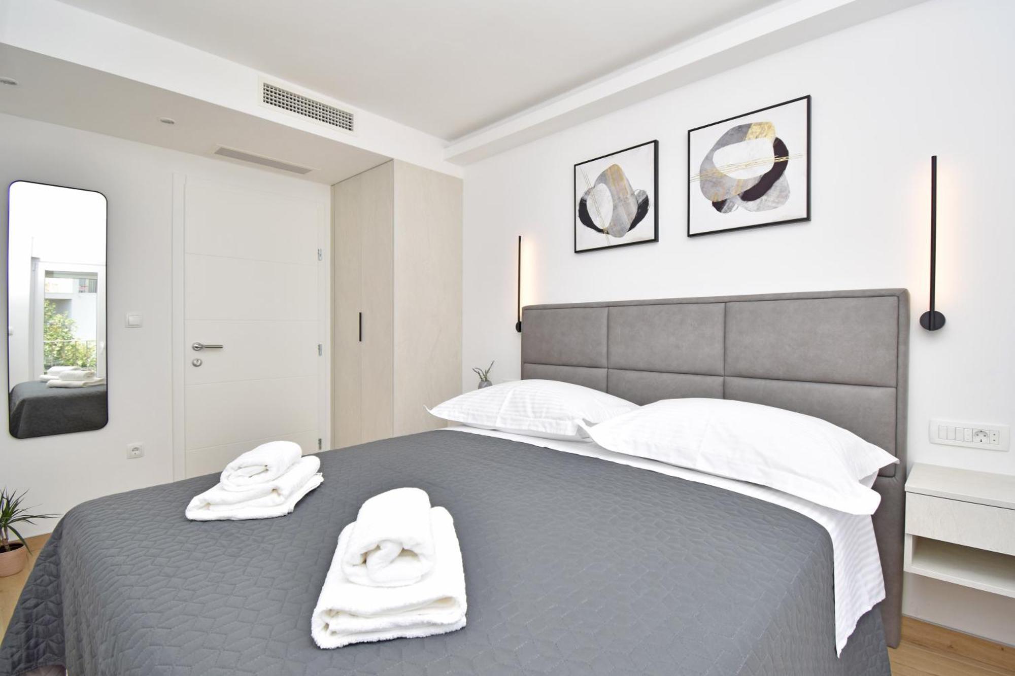 Luxury Apartments Luna Тучепи Екстер'єр фото