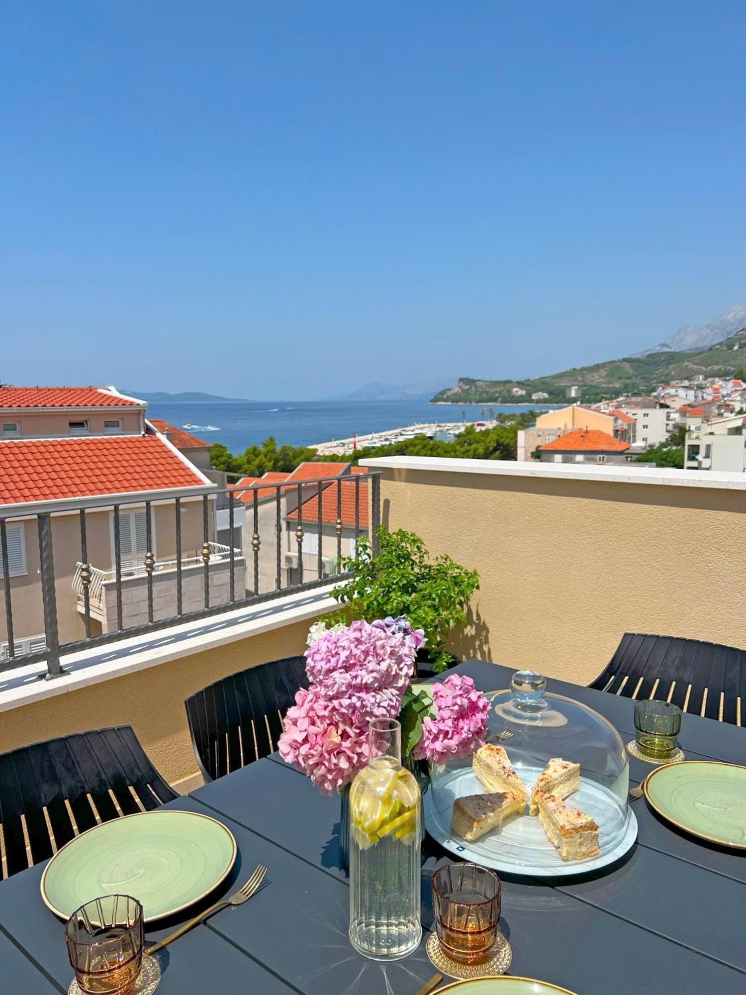Luxury Apartments Luna Тучепи Екстер'єр фото